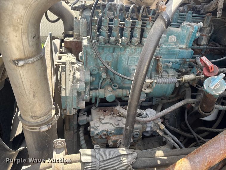 image for item ER0485 1996 International 4900 dump truck