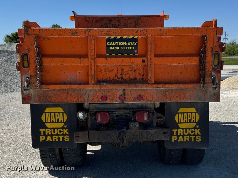 image for item ER0497 1990 International 4900 dump truck