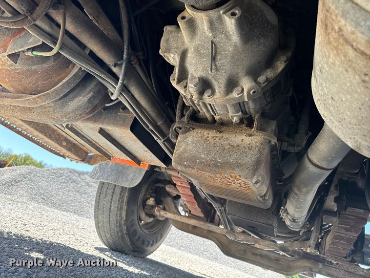 image for item ER0497 1990 International 4900 dump truck