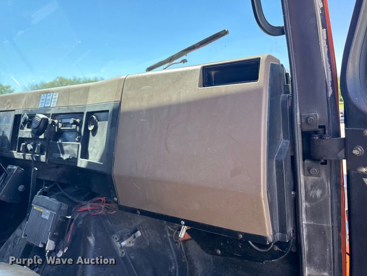 image for item ER0497 1990 International 4900 dump truck