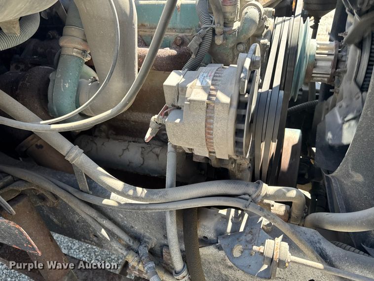 image for item ER0497 1990 International 4900 dump truck