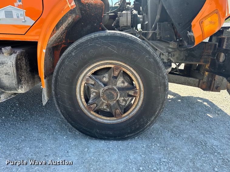 image for item ER0497 1990 International 4900 dump truck