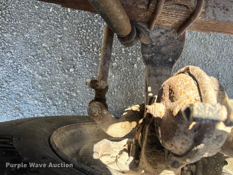 image for item ER0497 1990 International 4900 dump truck