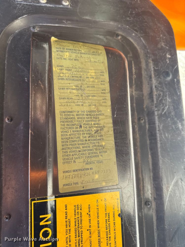 image for item ER0497 1990 International 4900 dump truck