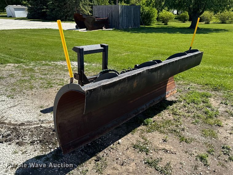 image for item ER0498 Gledhill 11' W snow plow