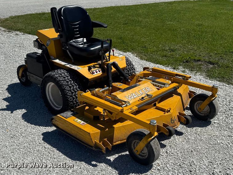 image for item ER0499 2016 Walker H27i ZTR lawn mower