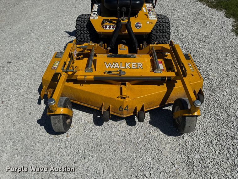 image for item ER0499 2016 Walker H27i ZTR lawn mower