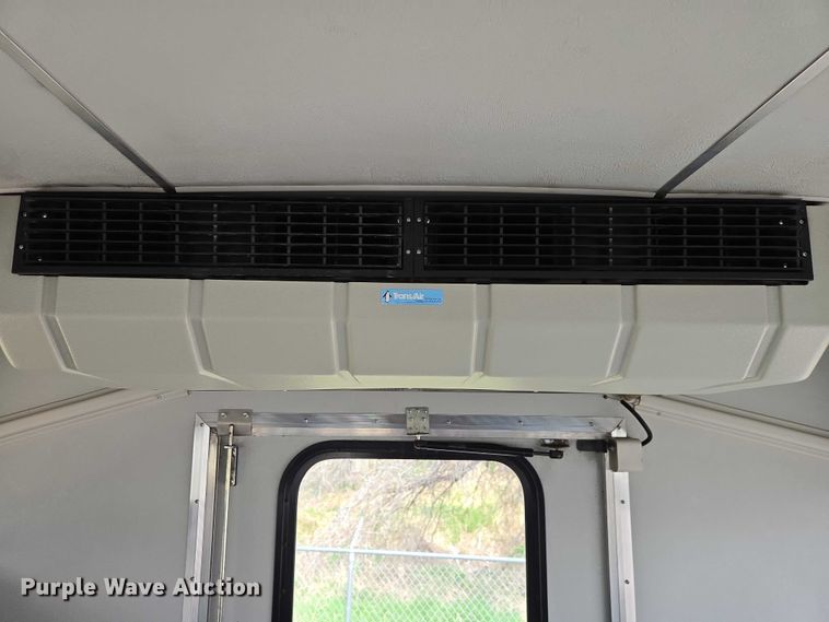 image for item ER1510 2008 GMC Glaval C4500 shuttle bus