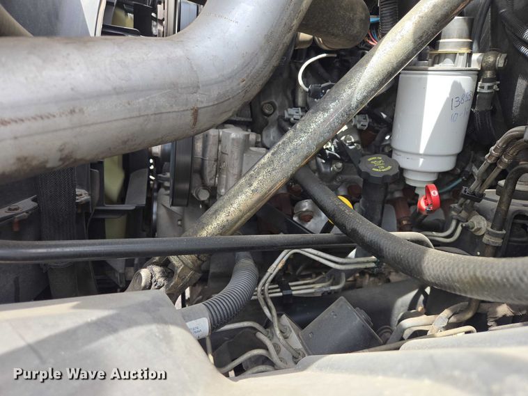 image for item ER1510 2008 GMC Glaval C4500 shuttle bus