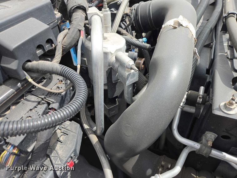 image for item ER1510 2008 GMC Glaval C4500 shuttle bus