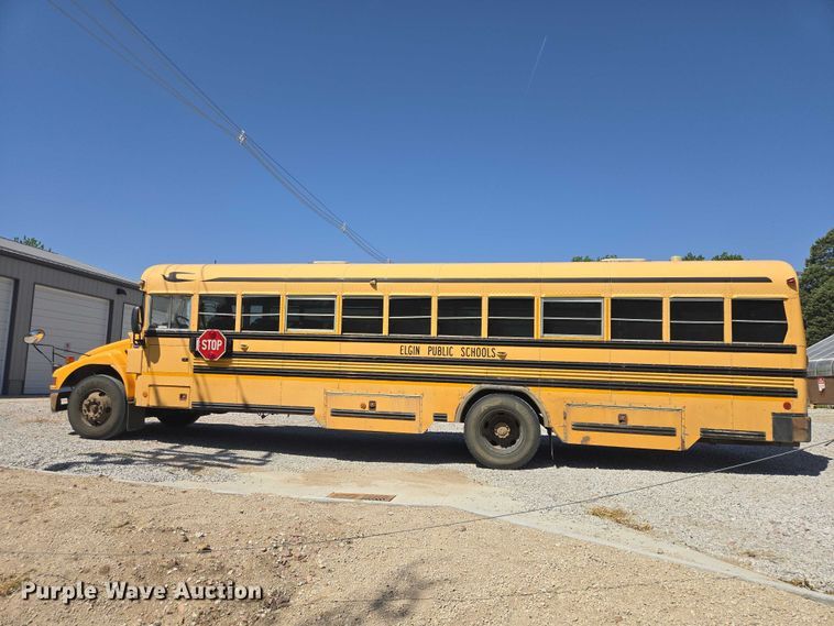 image for item ER1620 2007 Blue Bird Vision school bus