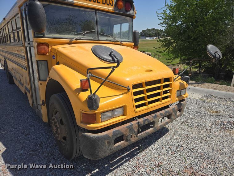 image for item ER1620 2007 Blue Bird Vision school bus