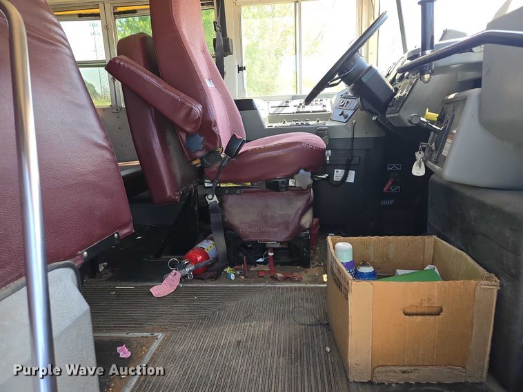 image for item ER1620 2007 Blue Bird Vision school bus