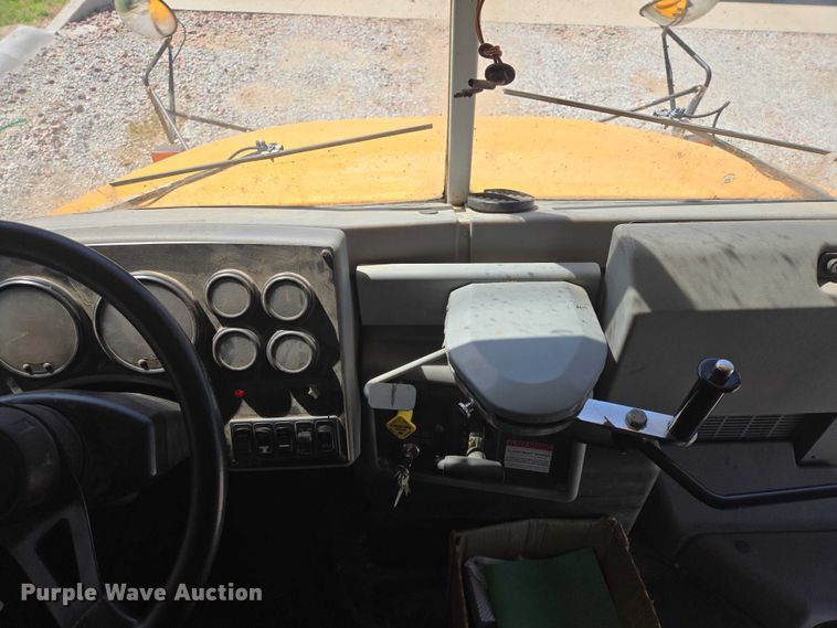 image for item ER1620 2007 Blue Bird Vision school bus