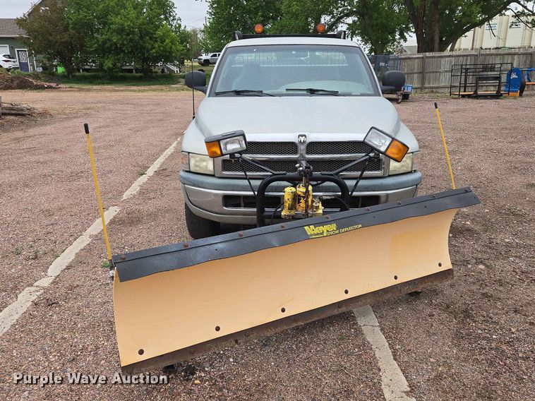 image for item ER1623 1998 Dodge Ram 1500 pickup truck