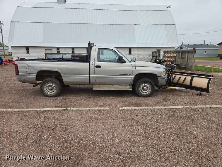 image for item ER1623 1998 Dodge Ram 1500 pickup truck