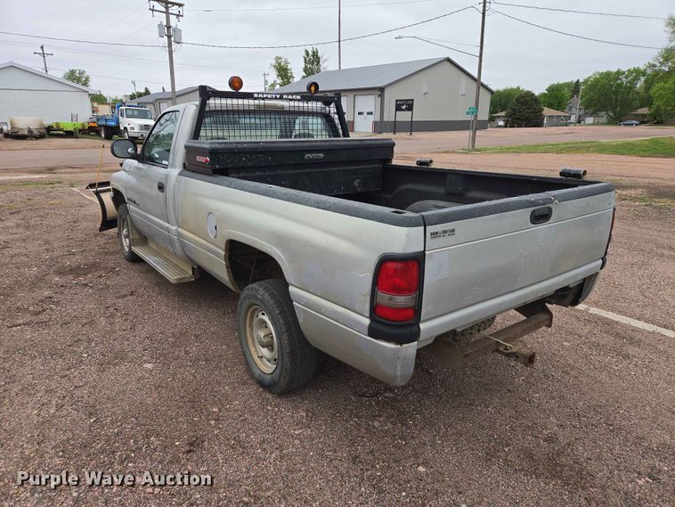 image for item ER1623 1998 Dodge Ram 1500 pickup truck
