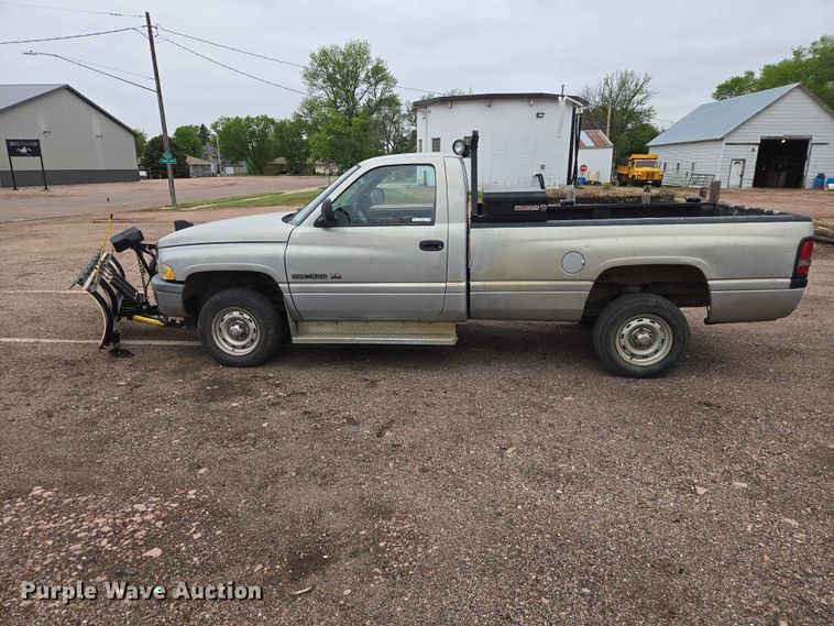 image for item ER1623 1998 Dodge Ram 1500 pickup truck