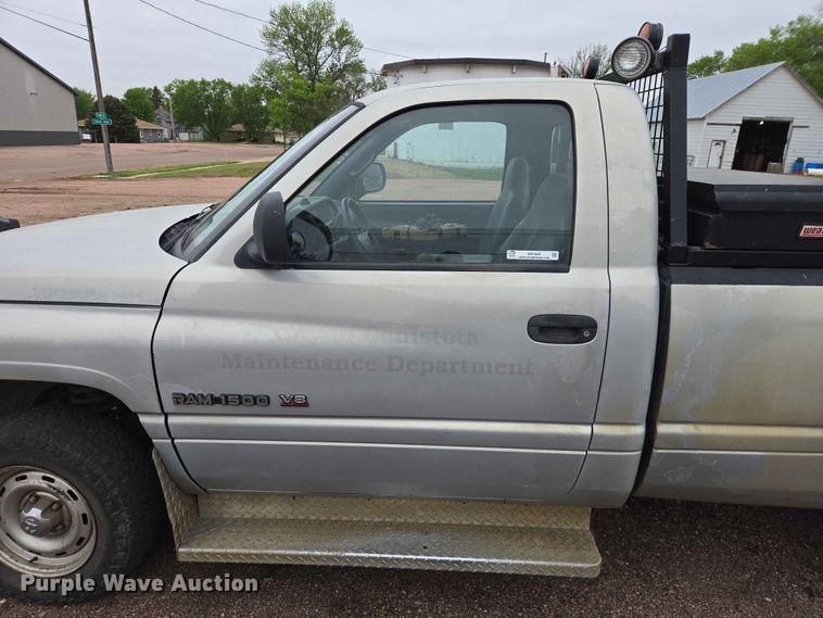image for item ER1623 1998 Dodge Ram 1500 pickup truck