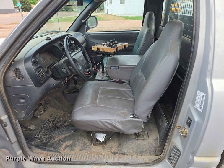 image for item ER1623 1998 Dodge Ram 1500 pickup truck