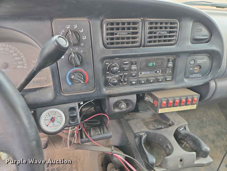 image for item ER1623 1998 Dodge Ram 1500 pickup truck