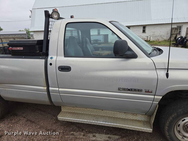 image for item ER1623 1998 Dodge Ram 1500 pickup truck