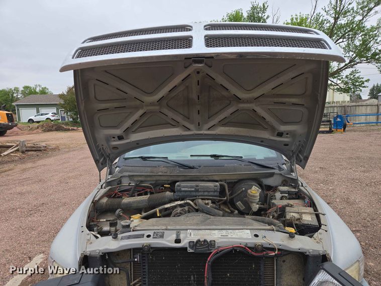 image for item ER1623 1998 Dodge Ram 1500 pickup truck