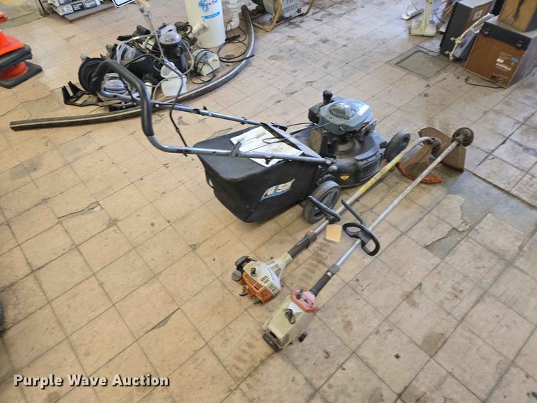 image for item ER1624 Pulsar PTG1221B lawn mower