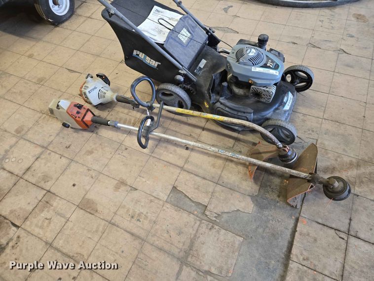 image for item ER1624 Pulsar PTG1221B lawn mower