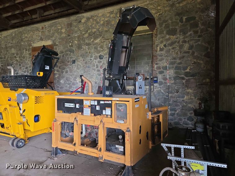 image for item ER1632 Teamco Snowblast M7000MD snow blower