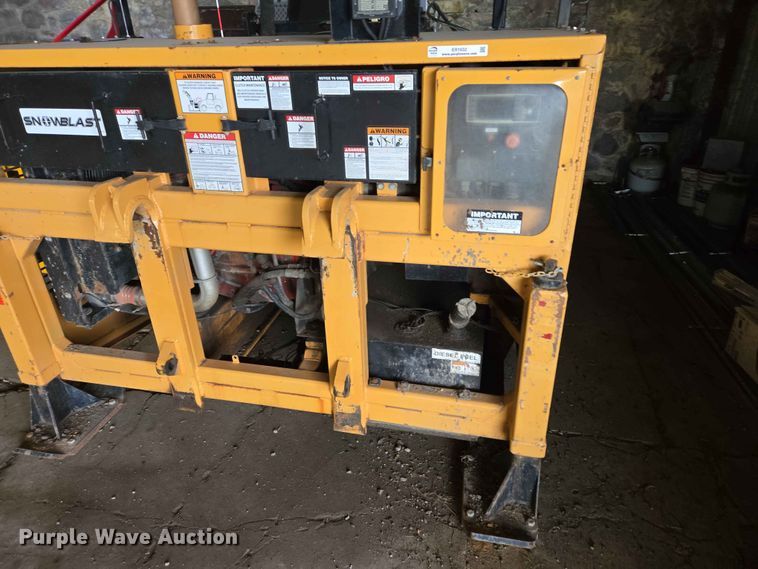 image for item ER1632 Teamco Snowblast M7000MD snow blower