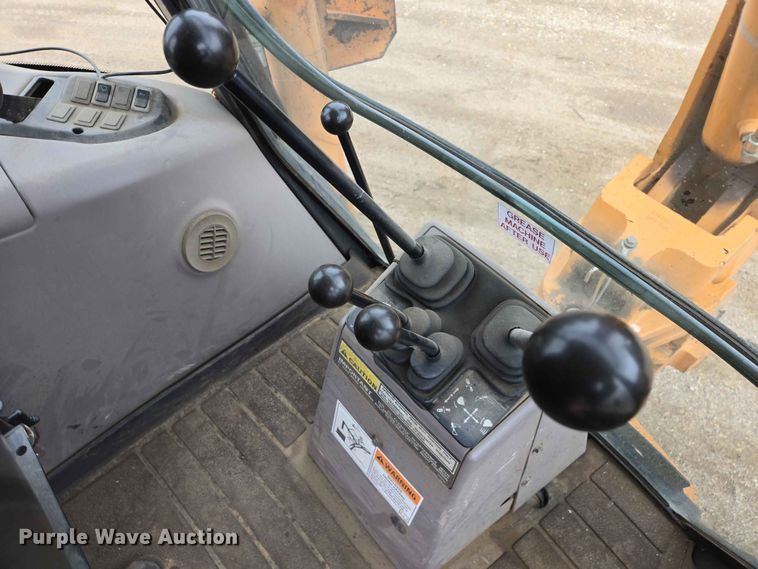 image for item ER1634 2002 Case 580M backhoe