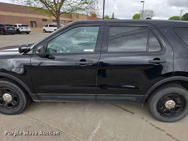 image for item ER1636 2018 Ford Explorer Police Interceptor SUV