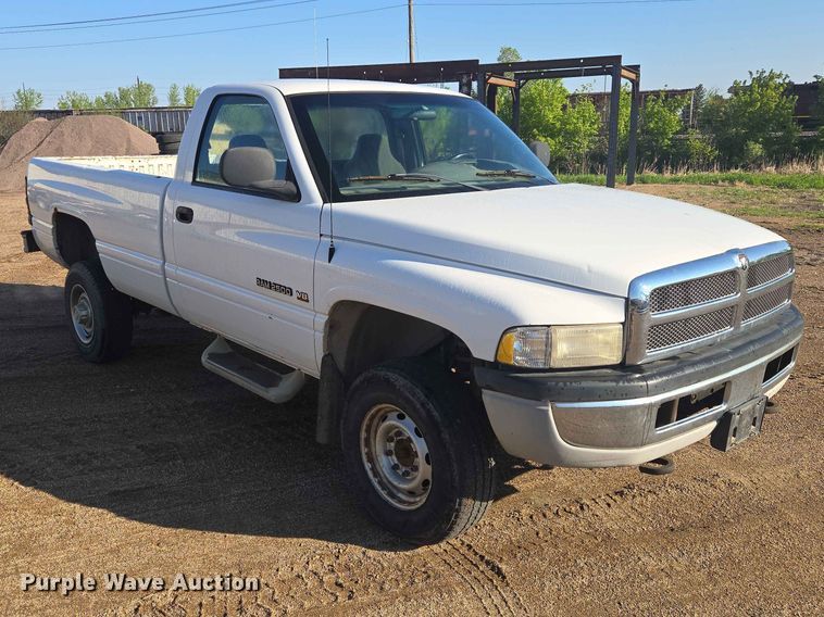 image for item ER1639 2001 Dodge Ram pickup truck
