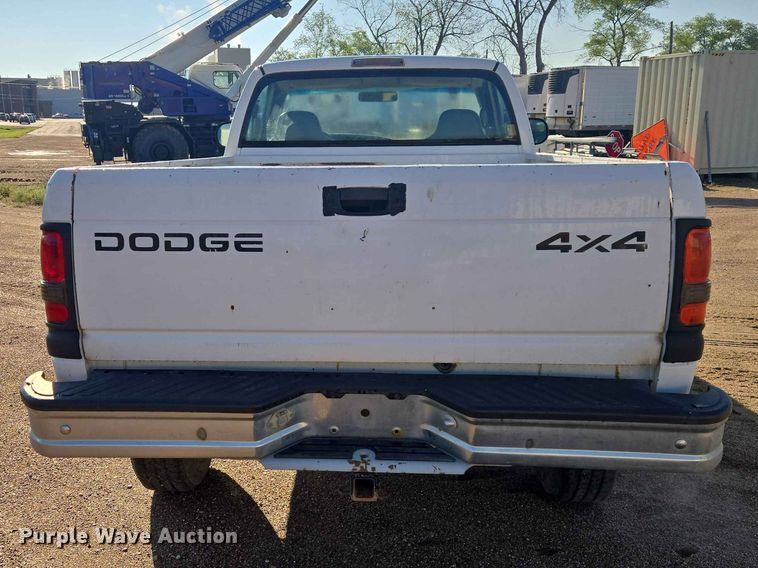 image for item ER1639 2001 Dodge Ram pickup truck