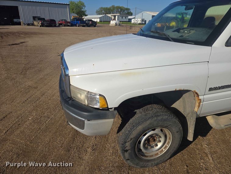 image for item ER1639 2001 Dodge Ram pickup truck