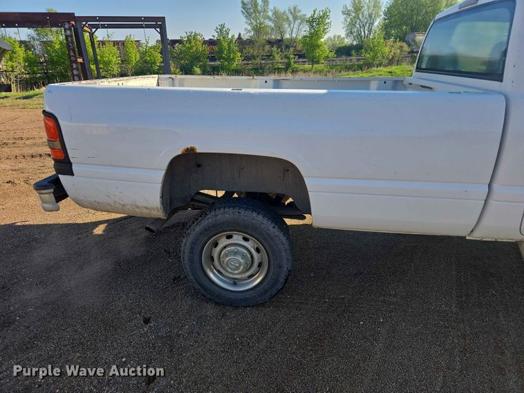 image for item ER1639 2001 Dodge Ram pickup truck