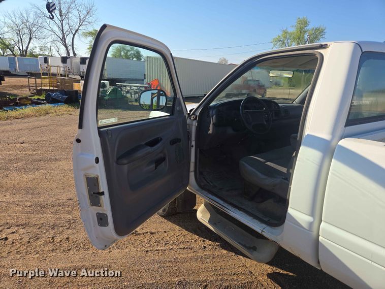 image for item ER1639 2001 Dodge Ram pickup truck