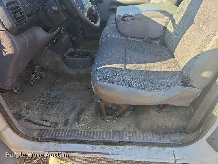 image for item ER1639 2001 Dodge Ram pickup truck