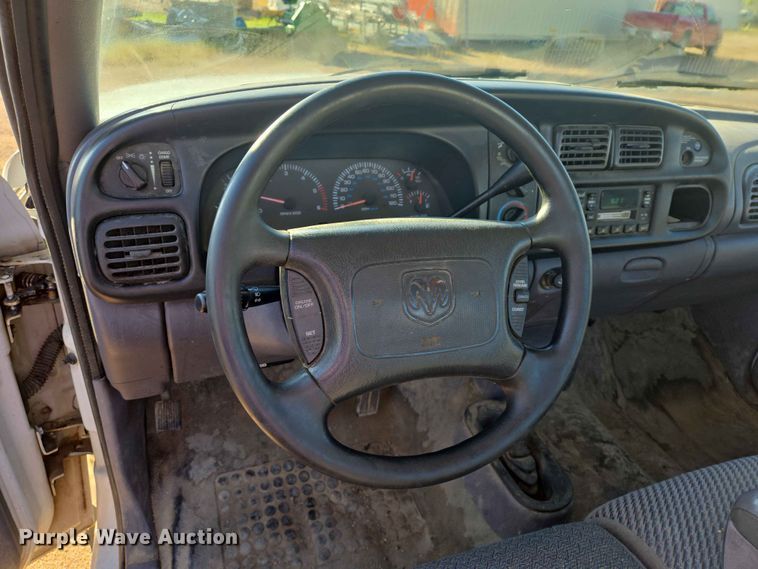 image for item ER1639 2001 Dodge Ram pickup truck