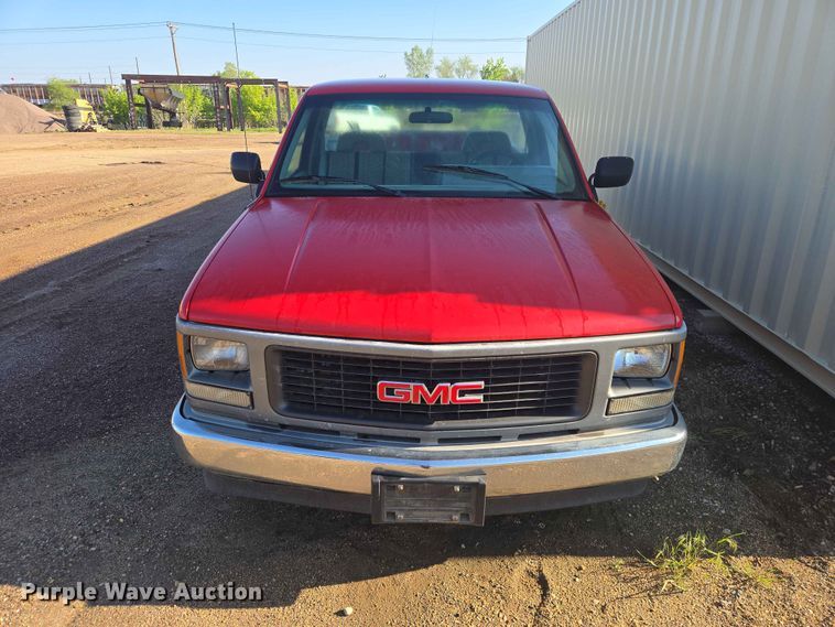 image for item ER1640 1994 GMC Sierra 1500 pickup truck