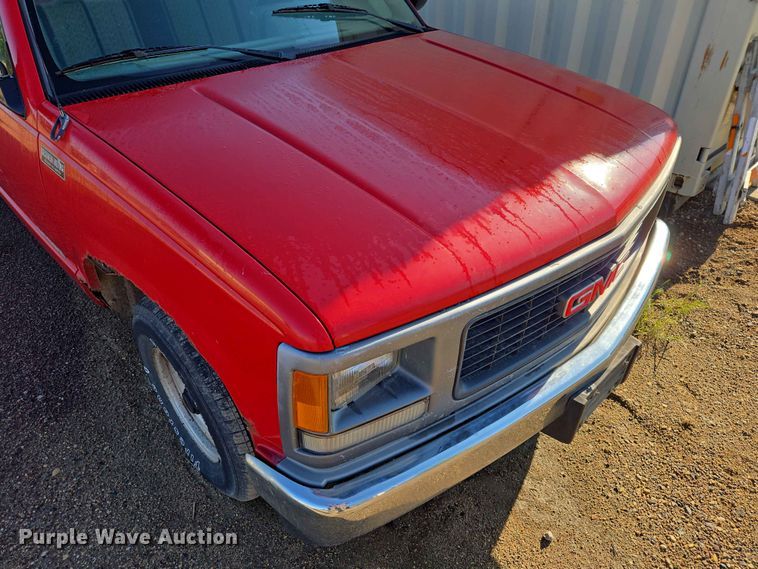 image for item ER1640 1994 GMC Sierra 1500 pickup truck
