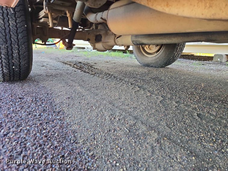 image for item ER1640 1994 GMC Sierra 1500 pickup truck