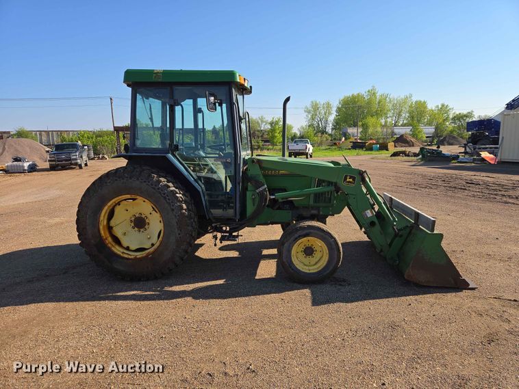 image for item ER1641 John Deere 5200 tractor