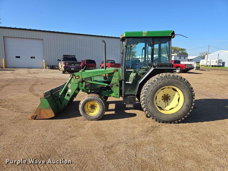 image for item ER1641 John Deere 5200 tractor