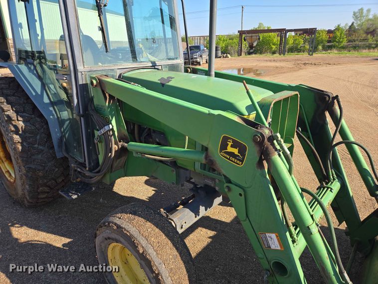 image for item ER1641 John Deere 5200 tractor