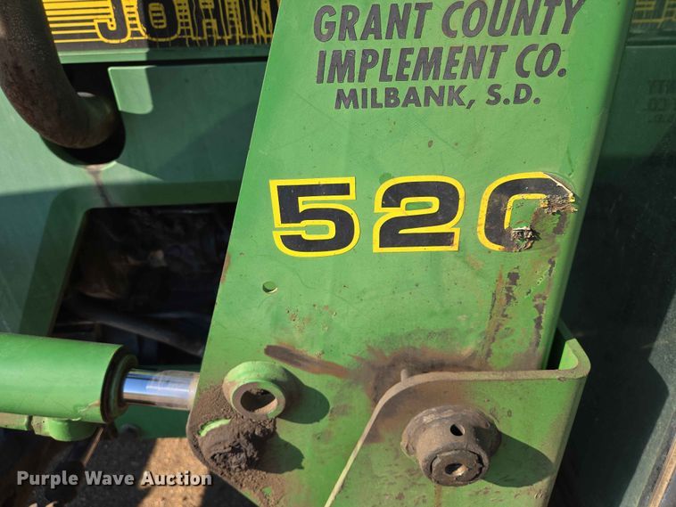 image for item ER1641 John Deere 5200 tractor