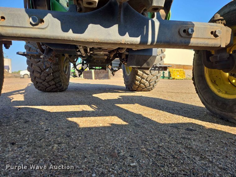 image for item ER1641 John Deere 5200 tractor