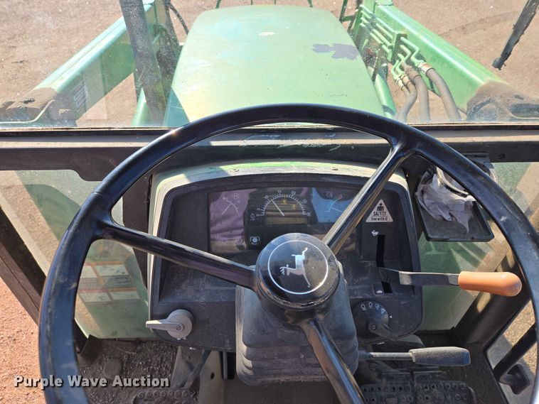 image for item ER1641 John Deere 5200 tractor