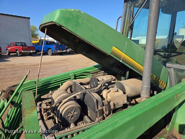 image for item ER1641 John Deere 5200 tractor